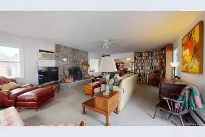 65 Little Pine Lane, East Quogue, NY 11942 - Photo 30