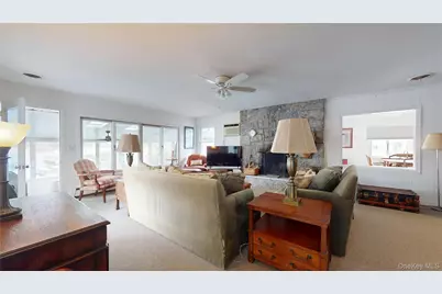 65 Little Pine Lane, East Quogue, NY 11942 - Photo 18