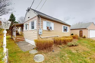 65 Little Pine Ln, East Quogue, NY 11942 - Photo 10