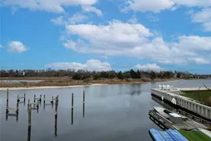 65 Little Pine Ln, East Quogue, NY 11942 - Photo 8