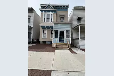 135 Fifth Avenue, Troy, NY 12180 - Photo 1