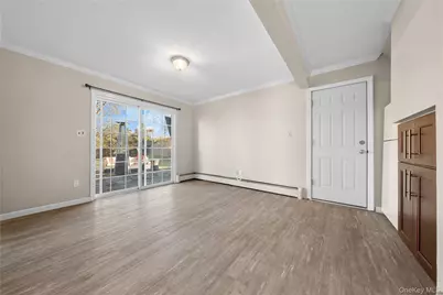 60 Mercury Avenue, Patchogue, NY 11772 - Photo 16