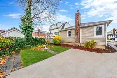 21407 110th Avenue, Queens Village, NY 11429 - Photo 12