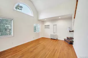 88 Marlboro Rd, Valley Stream, NY 11581 - Photo 12