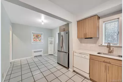 88 Marlboro Road, Valley Stream, NY 11581 - Photo 10
