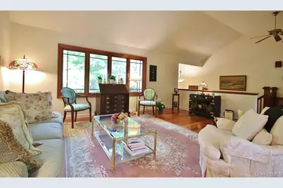 58 Hidden Hollow Lane, Millwood, NY 10546 - Photo 10