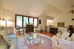 58 Hidden Hollow Ln, Millwood, NY 10546 - Photo 10