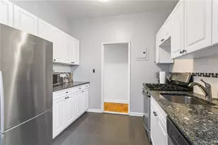 279 N Broadway, Yonkers, NY 10701 - Photo 10