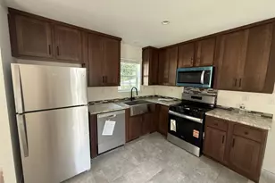 367 Forest Park (Aka William St) St, Wallkill, NY 12589 - Photo 4