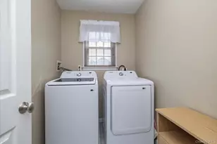 122 Pine St, Rockville Centre, NY 11570 - Photo 22