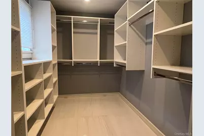 292 Acre Lane, Hicksville, NY 11801 - Photo 10