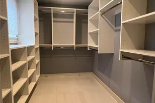 292 Acre Ln, Hicksville, NY 11801 - Photo 10