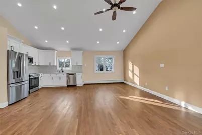 116 Phyllis Drive, Patchogue, NY 11772 - Photo 6