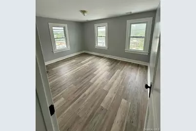 13 Forest Avenue, Middletown, NY 10940 - Photo 18