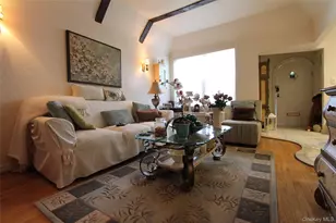 133-28 86th St, Ozone Park, NY 11417 - Photo 4