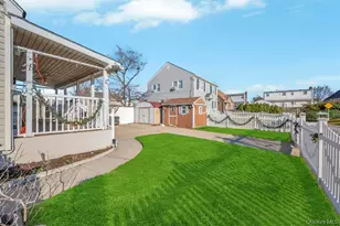 69 Butler Blvd, Elmont, NY 11003 - Photo 26