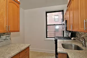 313D Larchmont Acrest W, Larchmont, NY 10538 - Photo 2