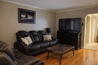 2027 Mayflower Avenue, Bronx, NY 10461 - Photo 2