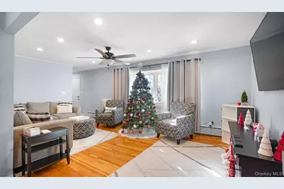 197 W 5th Street, Deer Park, NY 11729 - Photo 4