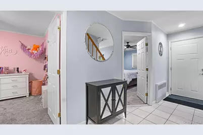 197 W 5th Street, Deer Park, NY 11729 - Photo 12