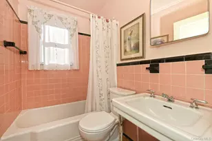 32 Horton Dr, Huntington, NY 11746 - Photo 20