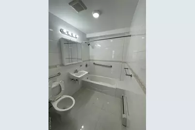 7548 Parsons Boulevard #1C, Fresh Meadows, NY 11366 - Photo 6