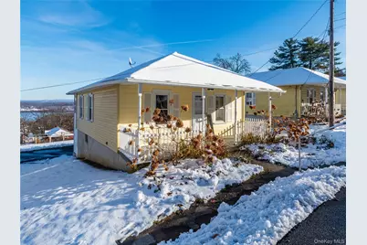 35 Hudson Terrace, Marlboro, NY 12542 - Photo 1