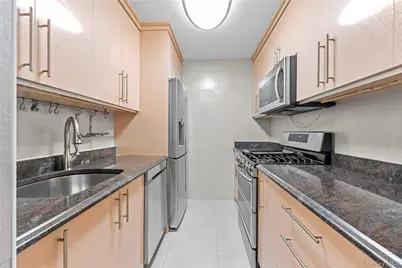 102-10 66th Road #3B, Forest Hills, NY 11375 - Photo 14