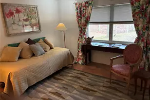 9 Woodview Way, Hampton Bays, NY 11946 - Photo 18