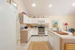 9 Woodview Way, Hampton Bays, NY 11946 - Photo 10