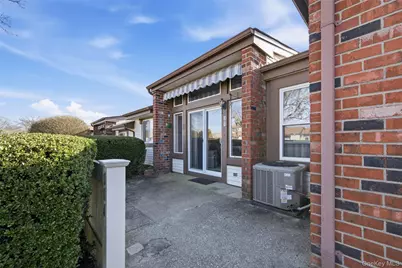 504 Gotham Court N, Saint James, NY 11780 - Photo 1