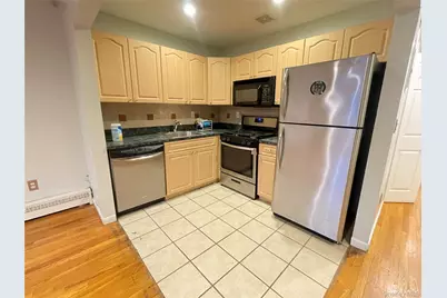 327 Quincy Avenue, Bronx, NY 10465 - Photo 2