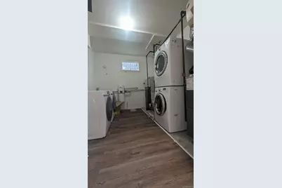 15095 Powells Cove Boulevard, Whitestone, NY 11357 - Photo 22