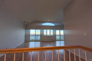 150-95 Powells Cove Blvd, Whitestone, NY 11357 - Photo 4