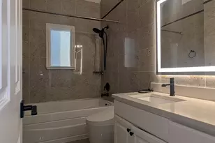 150-95 Powells Cove Blvd, Whitestone, NY 11357 - Photo 16