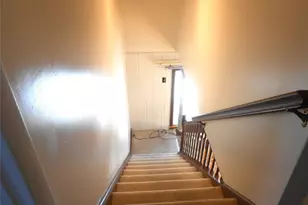 63 Lindbergh Pl, Poughkeepsie, NY 12603 - Photo 10