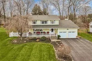 18 Mountain View Ave, Suffern, NY 10901 - Photo 2