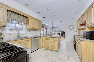 18 Mountain View Ave, Suffern, NY 10901 - Photo 10