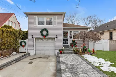 30 York Street, Malverne, NY 11565 - Photo 2