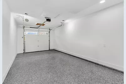 24 Rim Lane, Hicksville, NY 11801 - Photo 32