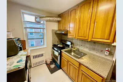 143-40 41st Ave 143-40 41st Avenue #6, Flushing, NY 11355 - Photo 12