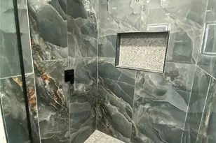 602 Clocks Blvd, Massapequa, NY 11758 - Photo 10