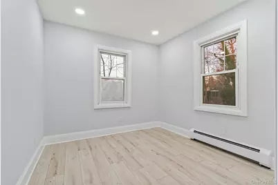 602 Clocks Boulevard, Massapequa, NY 11758 - Photo 24
