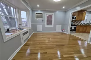 80-19 Utopia Pkwy, Jamaica, NY 11432 - Photo 8