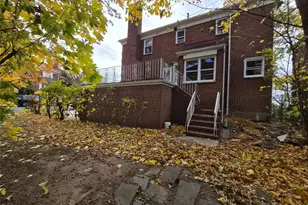 80-19 Utopia Pkwy, Jamaica, NY 11432 - Photo 38