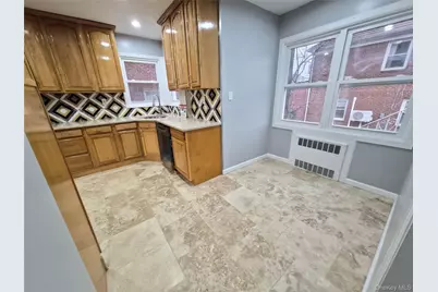 8019 Utopia Parkway, Jamaica, NY 11432 - Photo 10