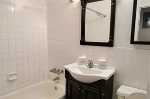 334 E 53rd St, New York, NY 10022 - Photo 8