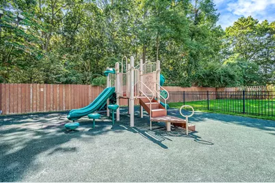 460 Old Town Road #2J, Port Jefferson Station, NY 11776 - Photo 22