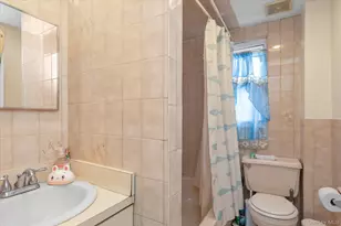 32 5th St, Valley Stream, NY 11581 - Photo 16