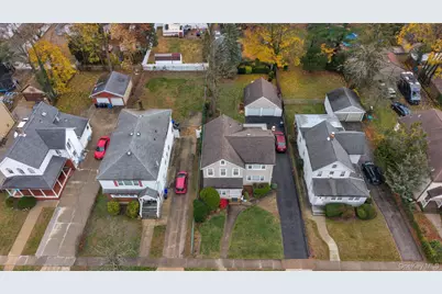32 Fifth Street, Valley Stream, NY 11581 - Photo 22
